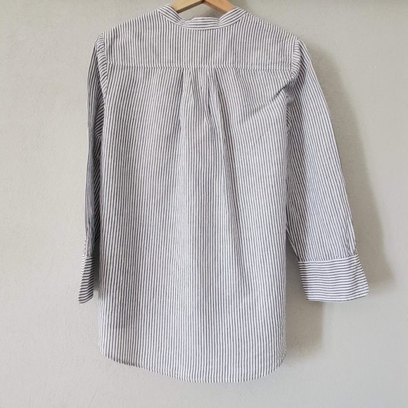 Vineyard Vines Blouse - Picture 3 of 3